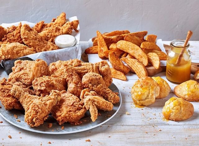 6 Fried Chicken Chains That Give You the Most for Your Money