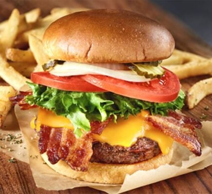 6 Restaurant Chains With the Best Half-Pound Burgers