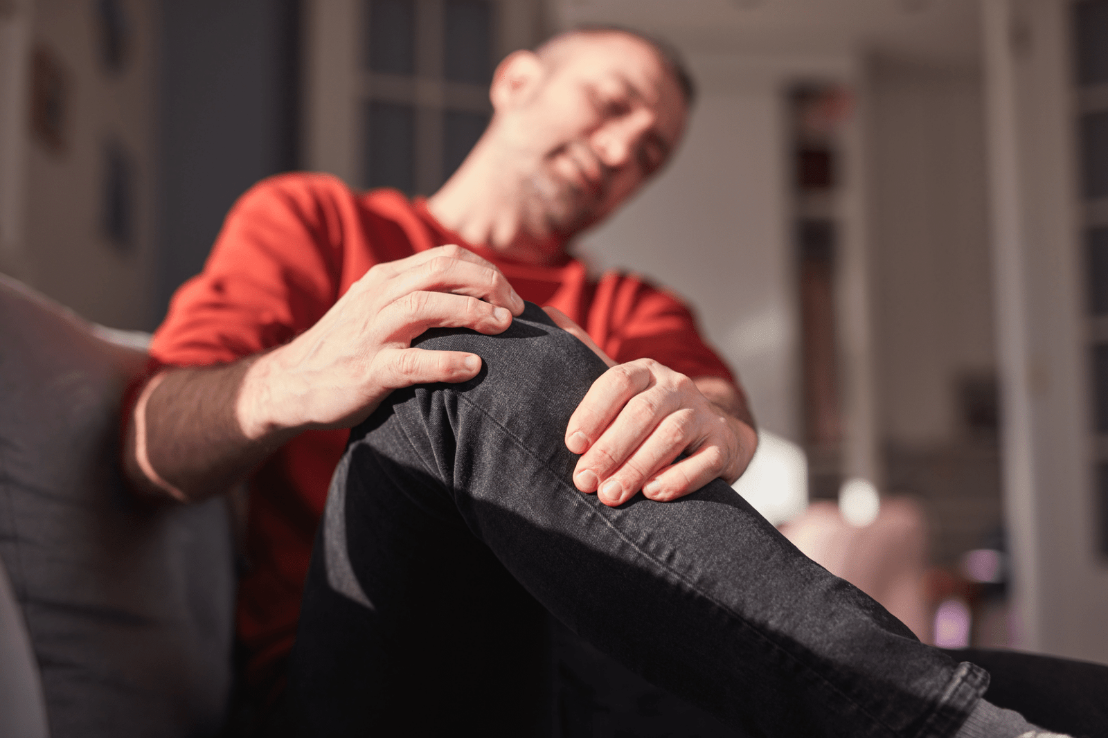 Can low testosterone cause joint pain?